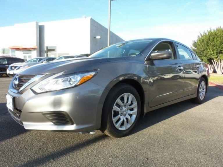 Nissan Altima For Sale in Santa Clarita, CA