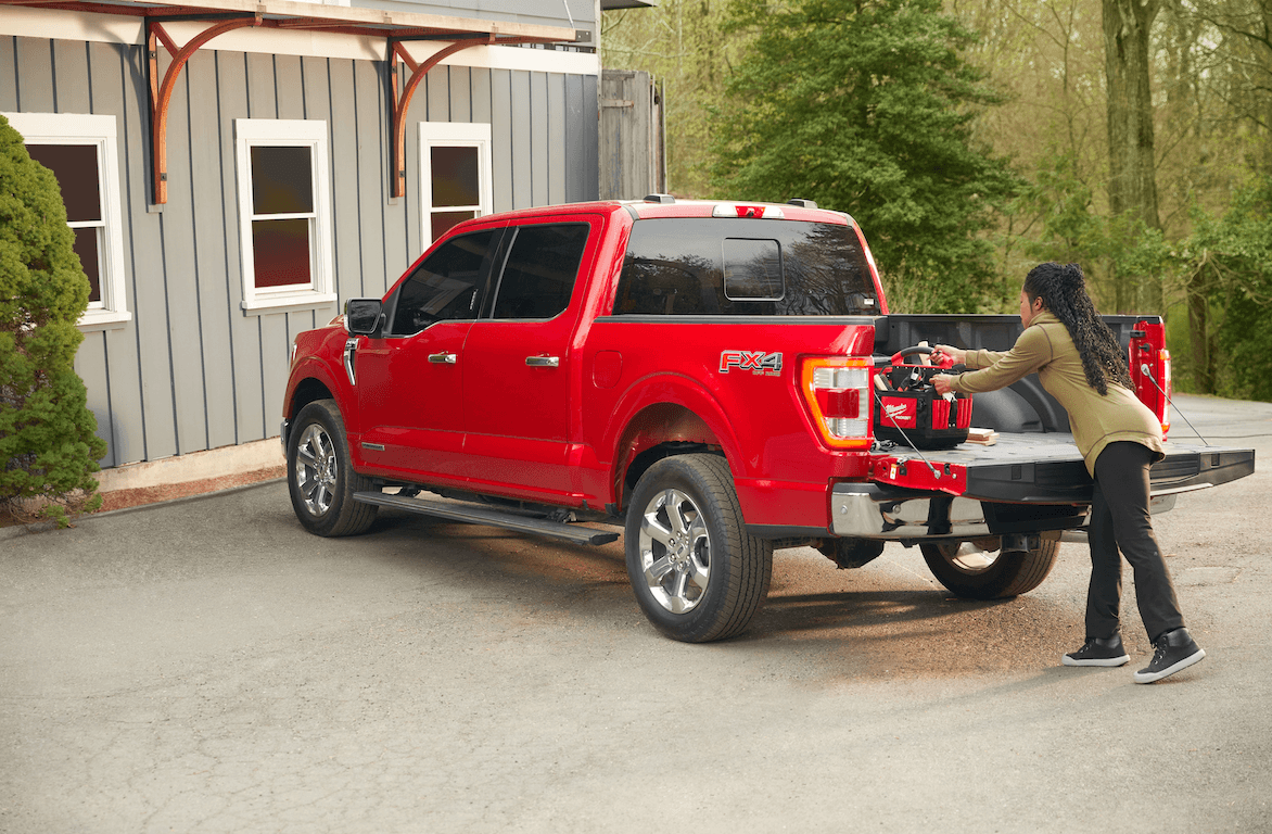 Need A New Truck? Choose Ford In Valencia!